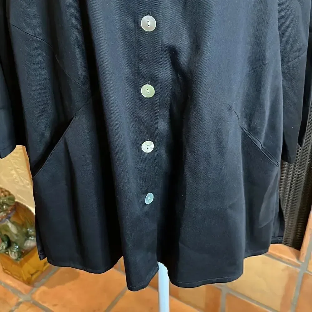 Soft Surroundings black mandarin collar, button up swing blouse, M!
